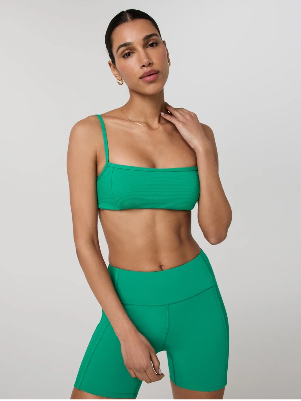 Vuori Emerald workout set